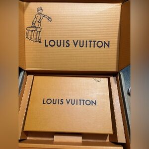 Louis Vuitton packaging